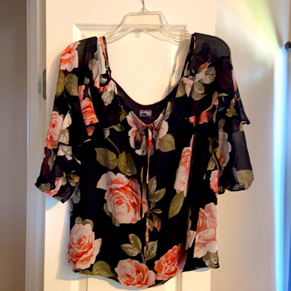 Adorable blouse - Picture 2 of 6
